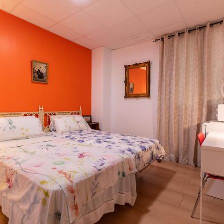 Mirador 2 Del Mercado Central - Habitacion Con Bano Privado En El Centro De La Ciudad Vella Валенсия Экстерьер фото