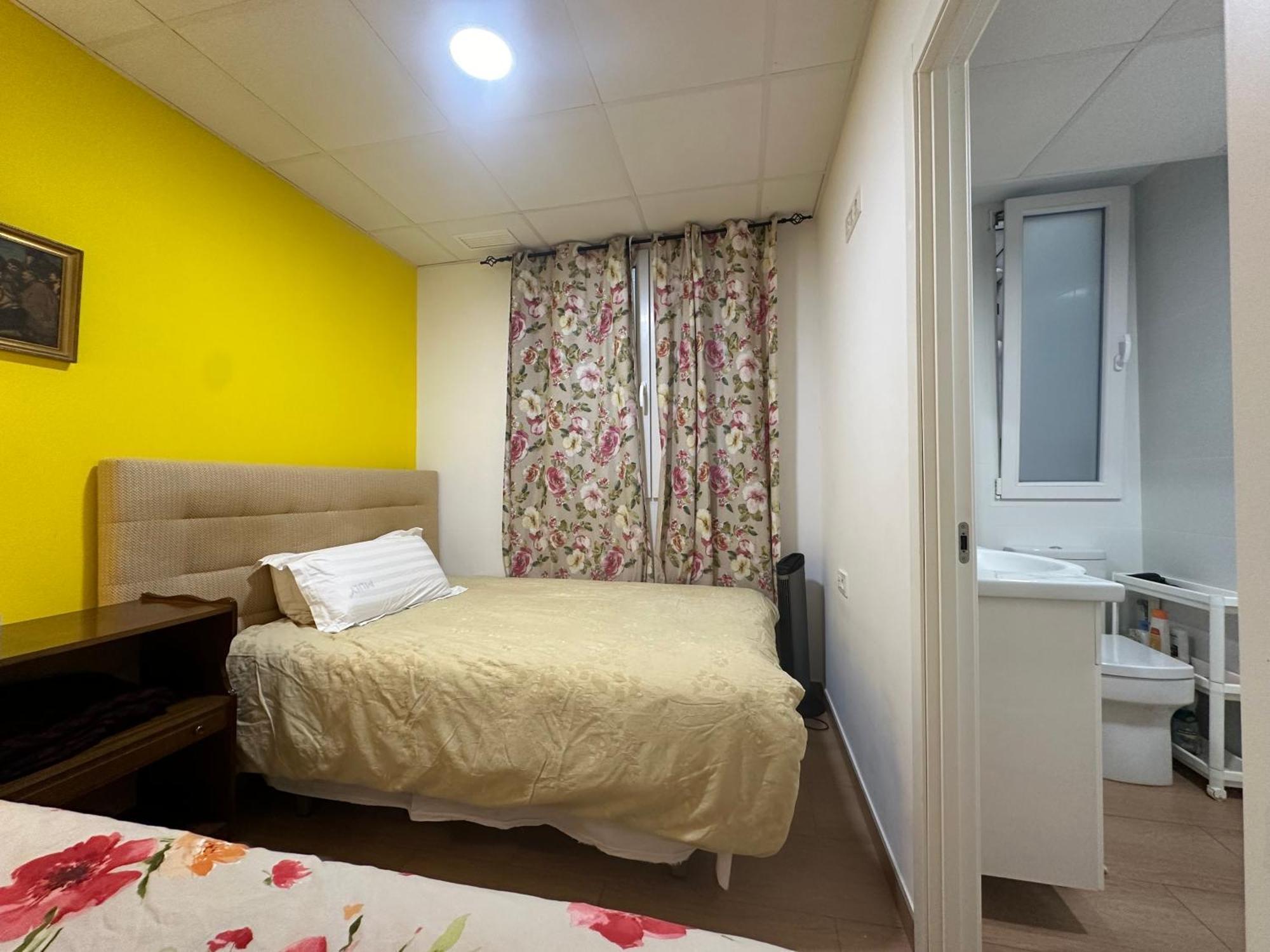 Mirador 2 Del Mercado Central - Habitacion Con Bano Privado En El Centro De La Ciudad Vella Валенсия Экстерьер фото