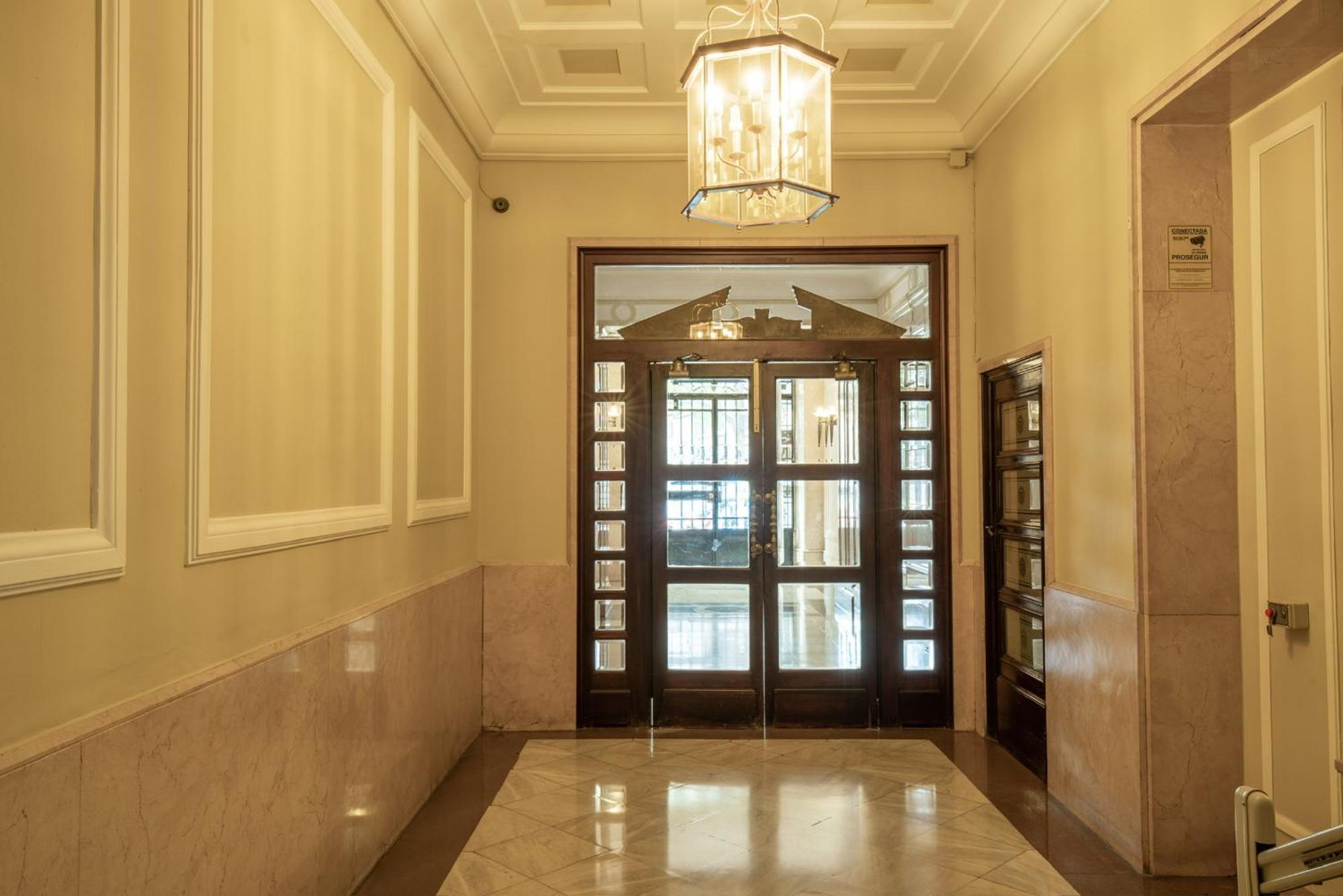 Mirador 2 Del Mercado Central - Habitacion Con Bano Privado En El Centro De La Ciudad Vella Валенсия Экстерьер фото