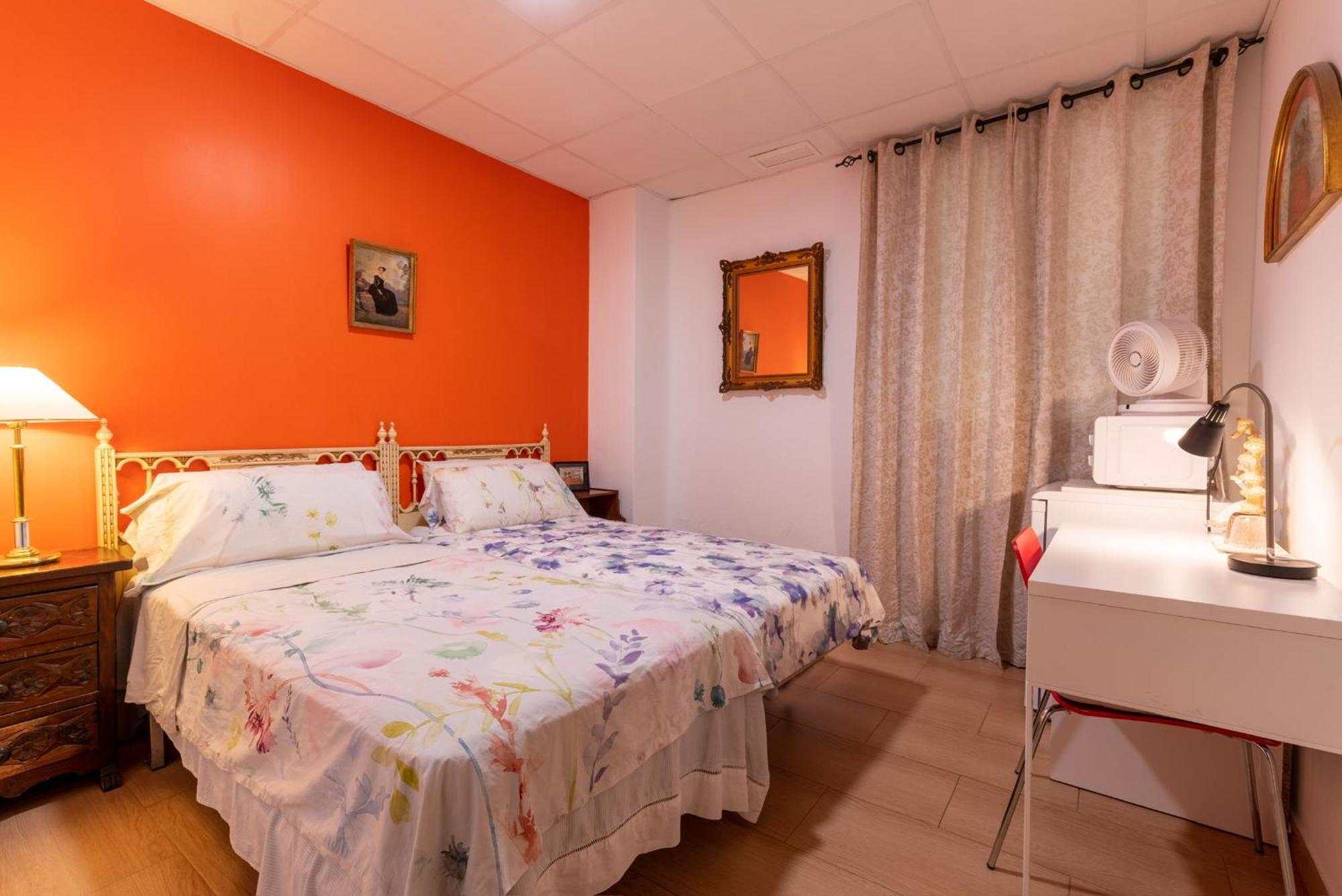 Mirador 2 Del Mercado Central - Habitacion Con Bano Privado En El Centro De La Ciudad Vella Валенсия Экстерьер фото